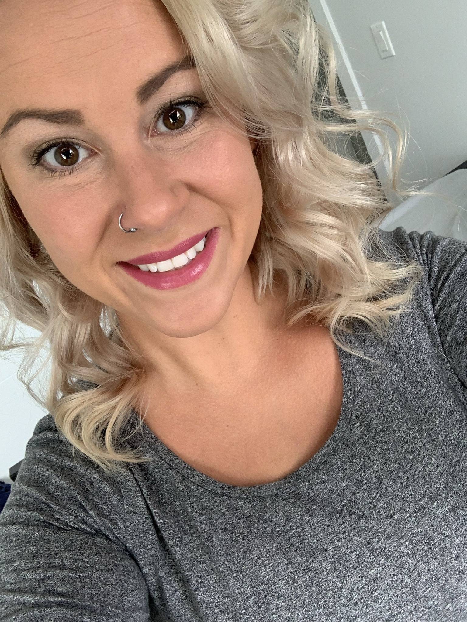 onlyfans MissLee3 profile photo. MissLee3 19