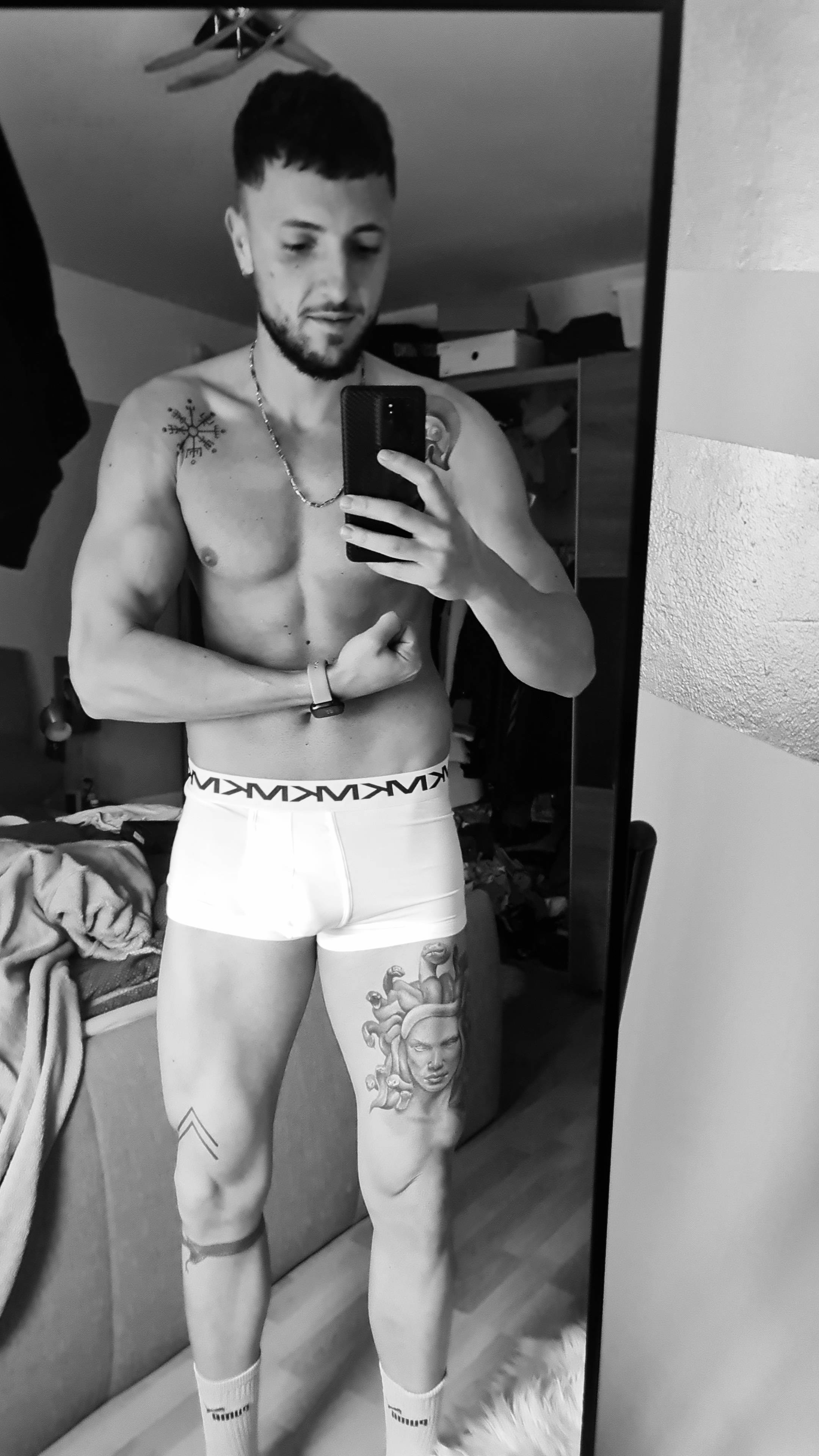 onlyfans veganphysic profile photo. veganphysic 3