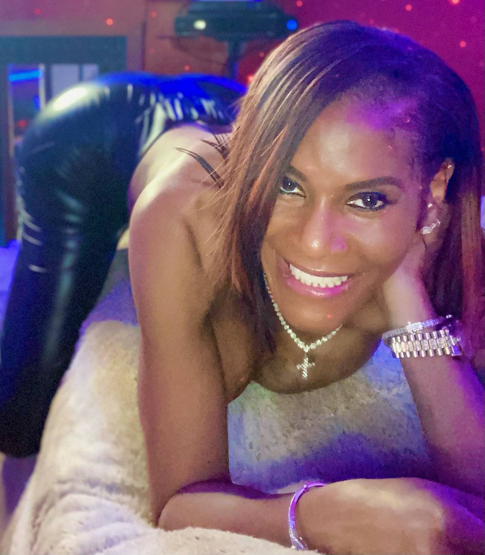 onlyfans 🎧 DJ DiamonDiva 💎 profile photo. 🎧 DJ DiamonDiva 💎 18