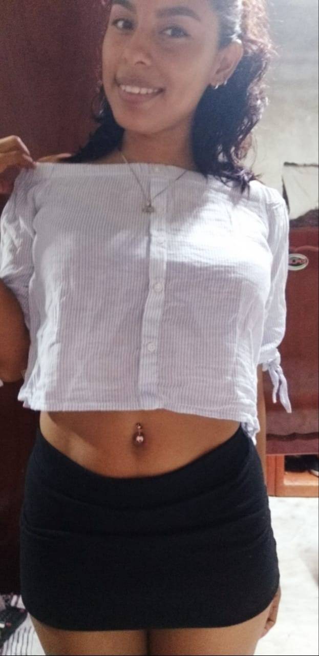 onlyfans karen R. profile photo. karen R. 15