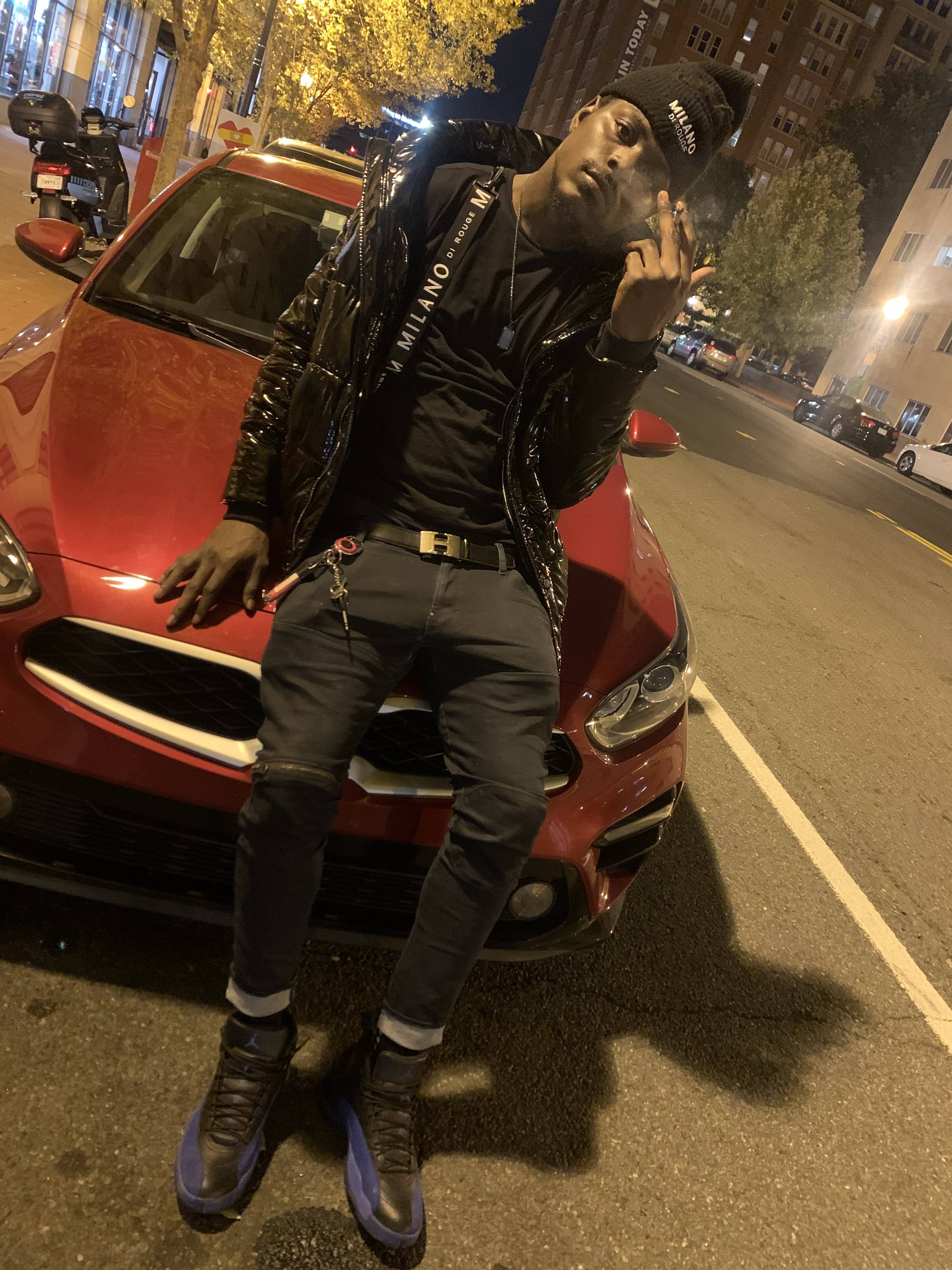 onlyfans BiggBinoo profile photo. BiggBinoo 25