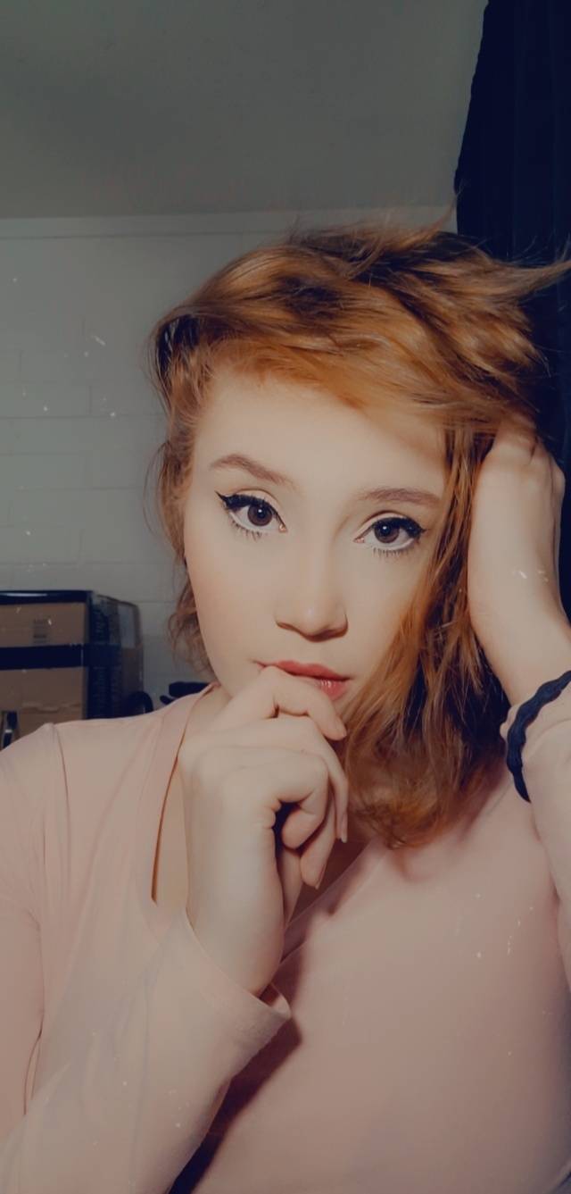 onlyfans Red profile photo. Red 23