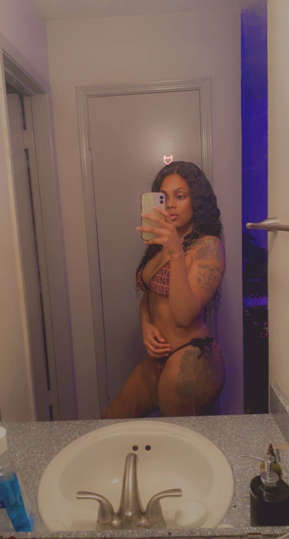 onlyfans Denay profile photo. Denay 4
