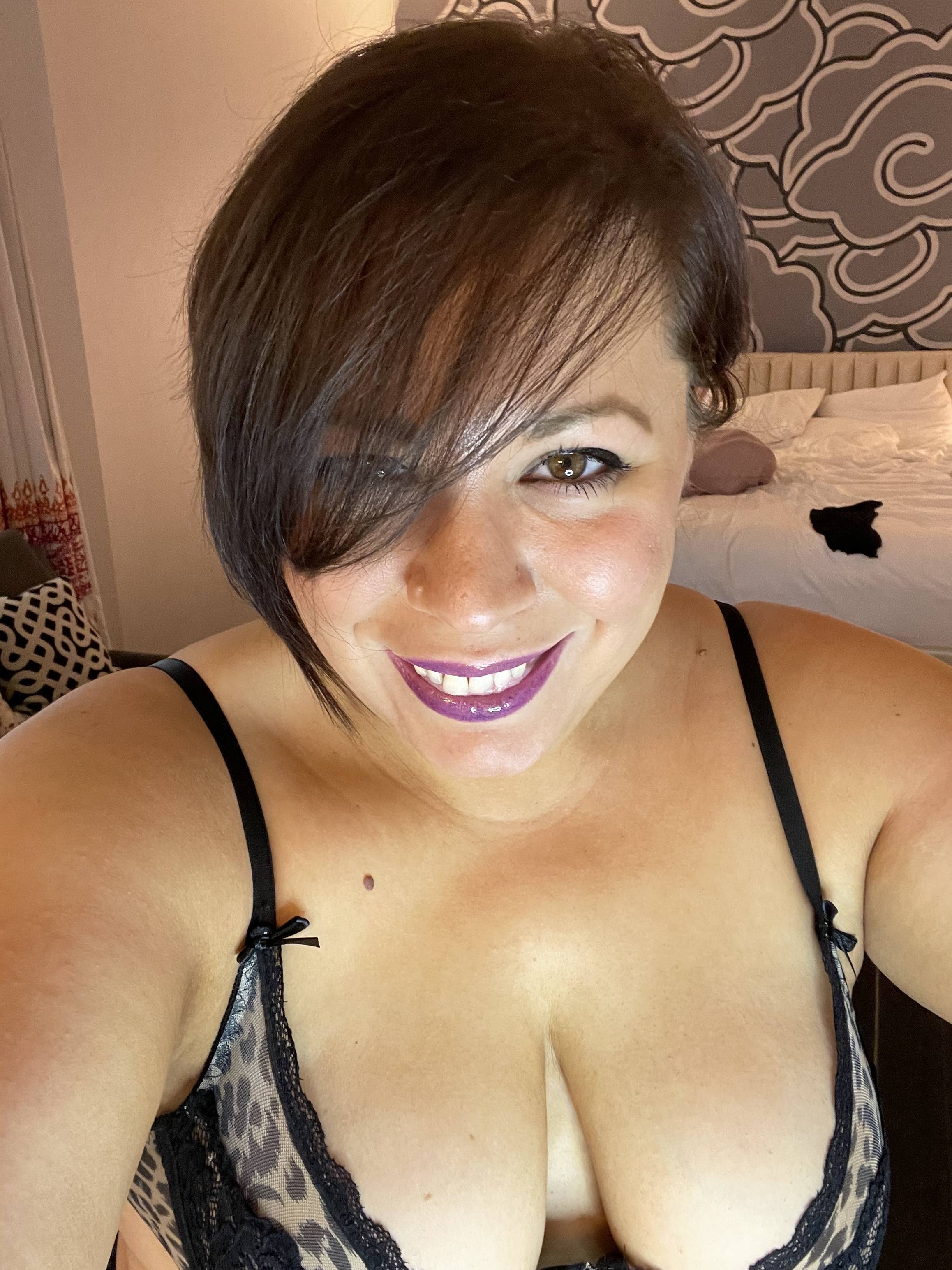 onlyfans Mascara and Coffee profile photo. Mascara and Coffee 3