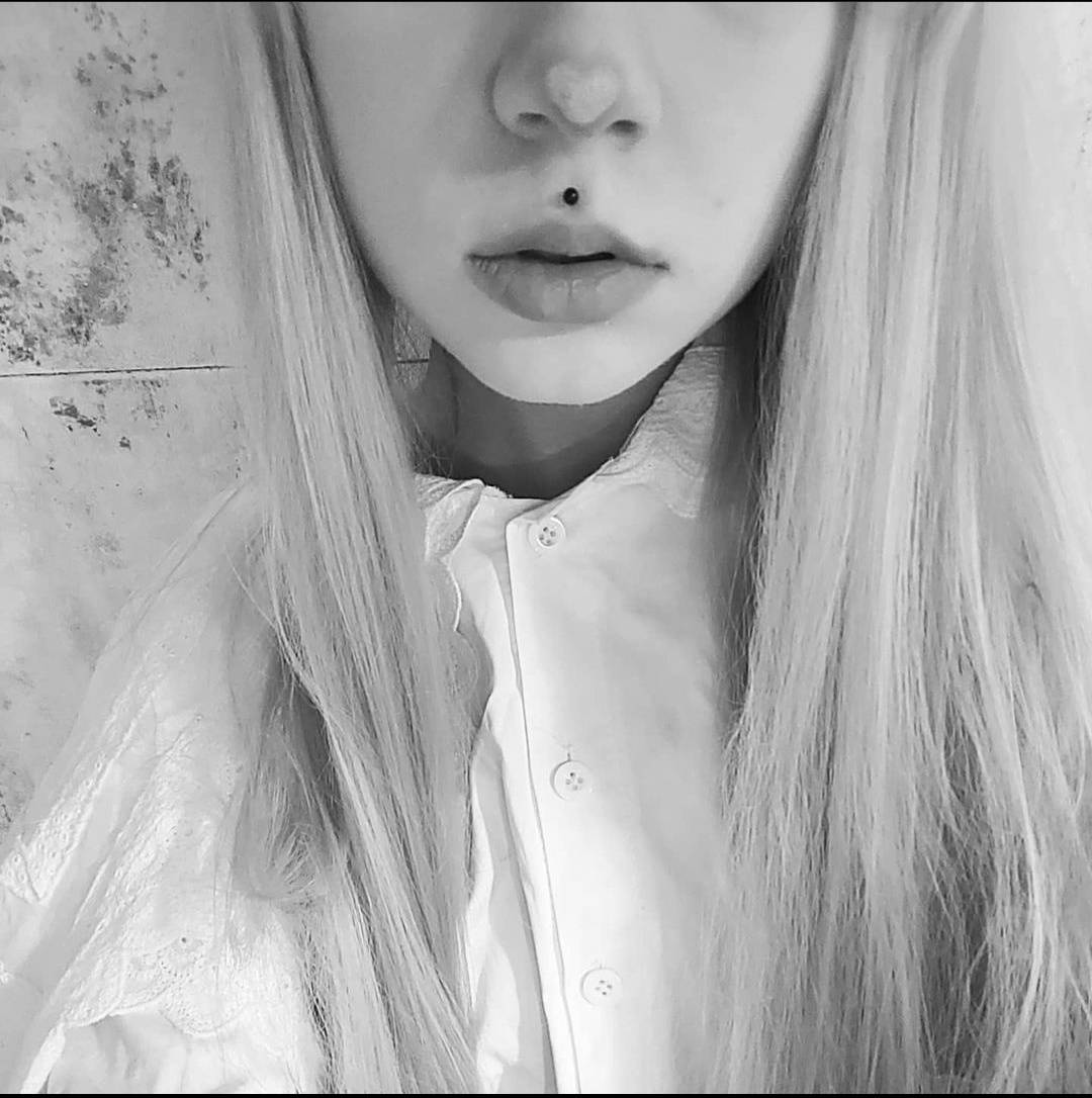 onlyfans Sneezy Lola profile photo. Sneezy Lola 5