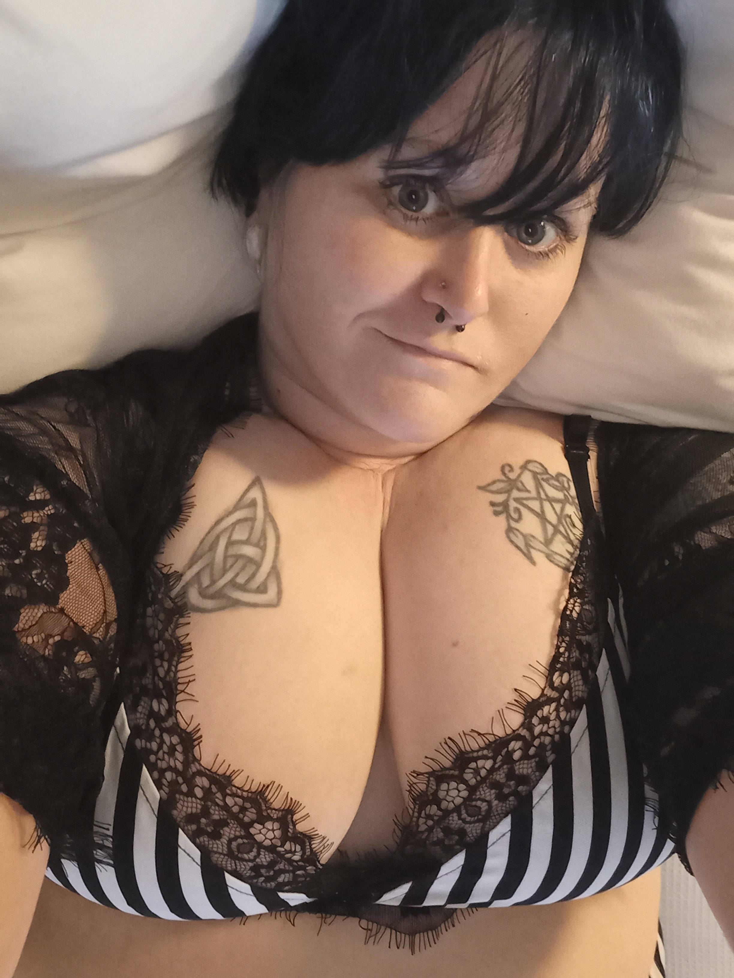 onlyfans Khalika Burton profile photo. Khalika Burton 19