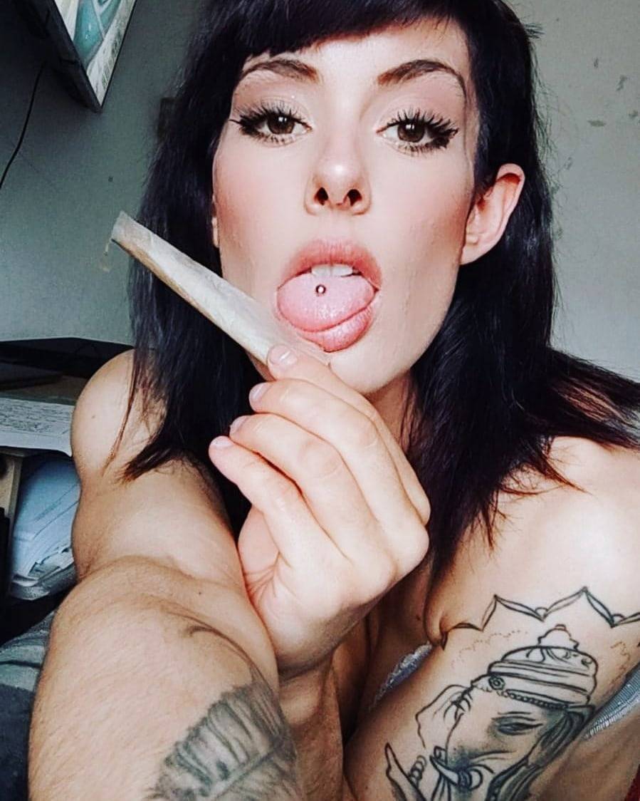 onlyfans Stoned Afrodita profile photo. Stoned Afrodita 3