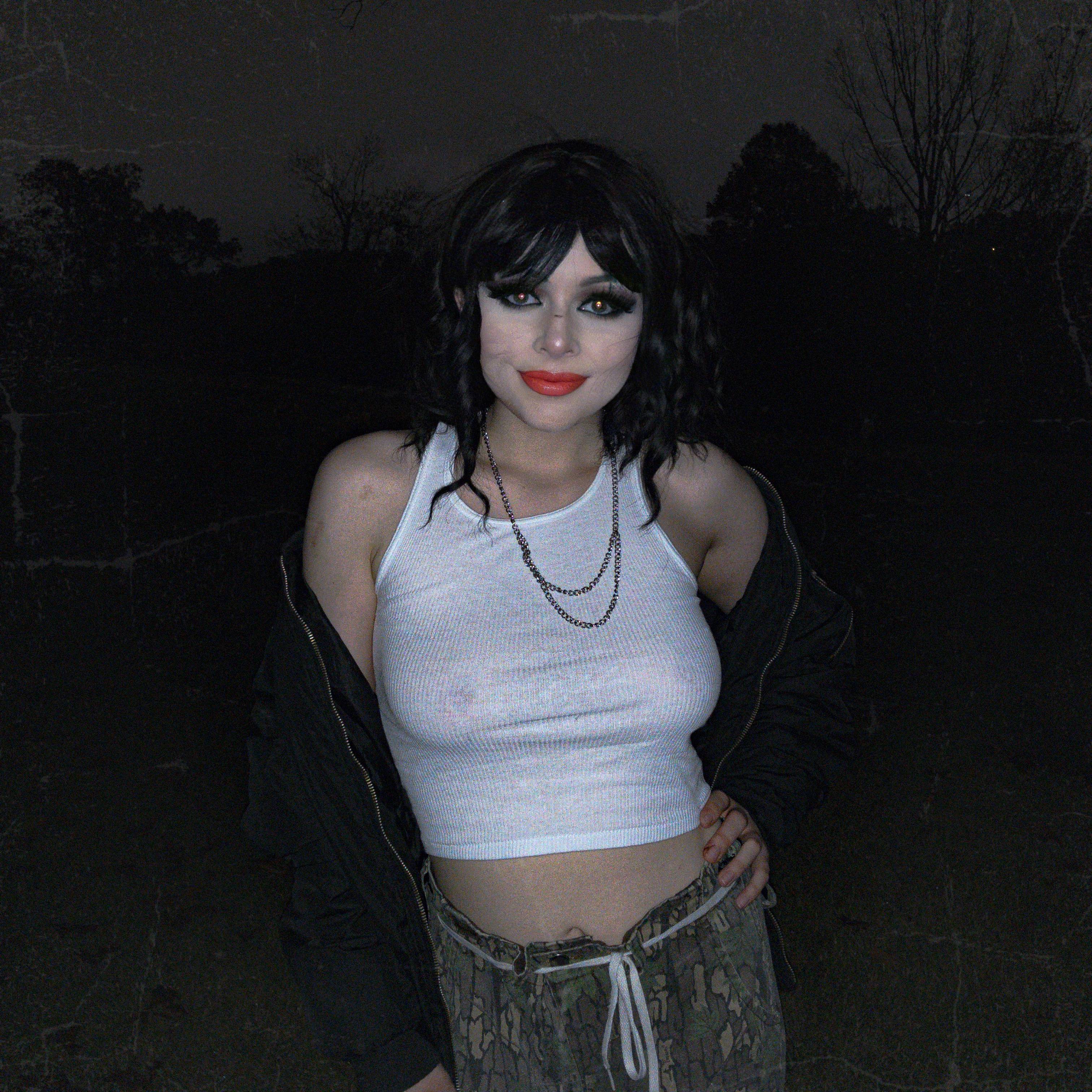 onlyfans Julia Devine profile photo. Julia Devine 3