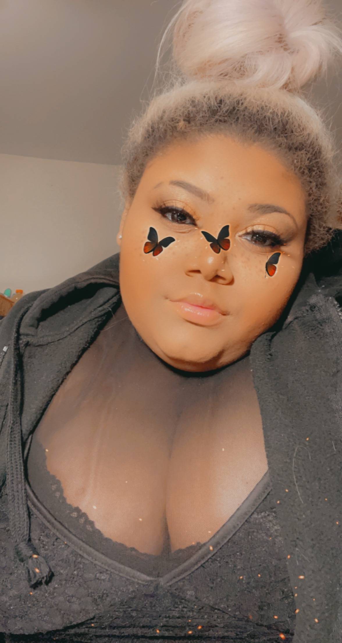 undefined Mya-aminah profile photo. Mya-aminah 5