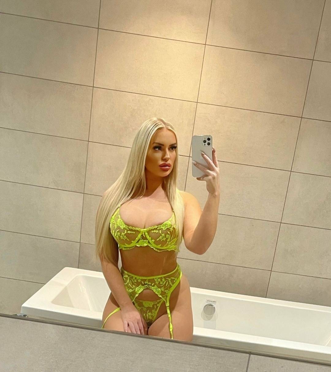 onlyfans Lauren 👅 profile photo. Lauren 👅 15