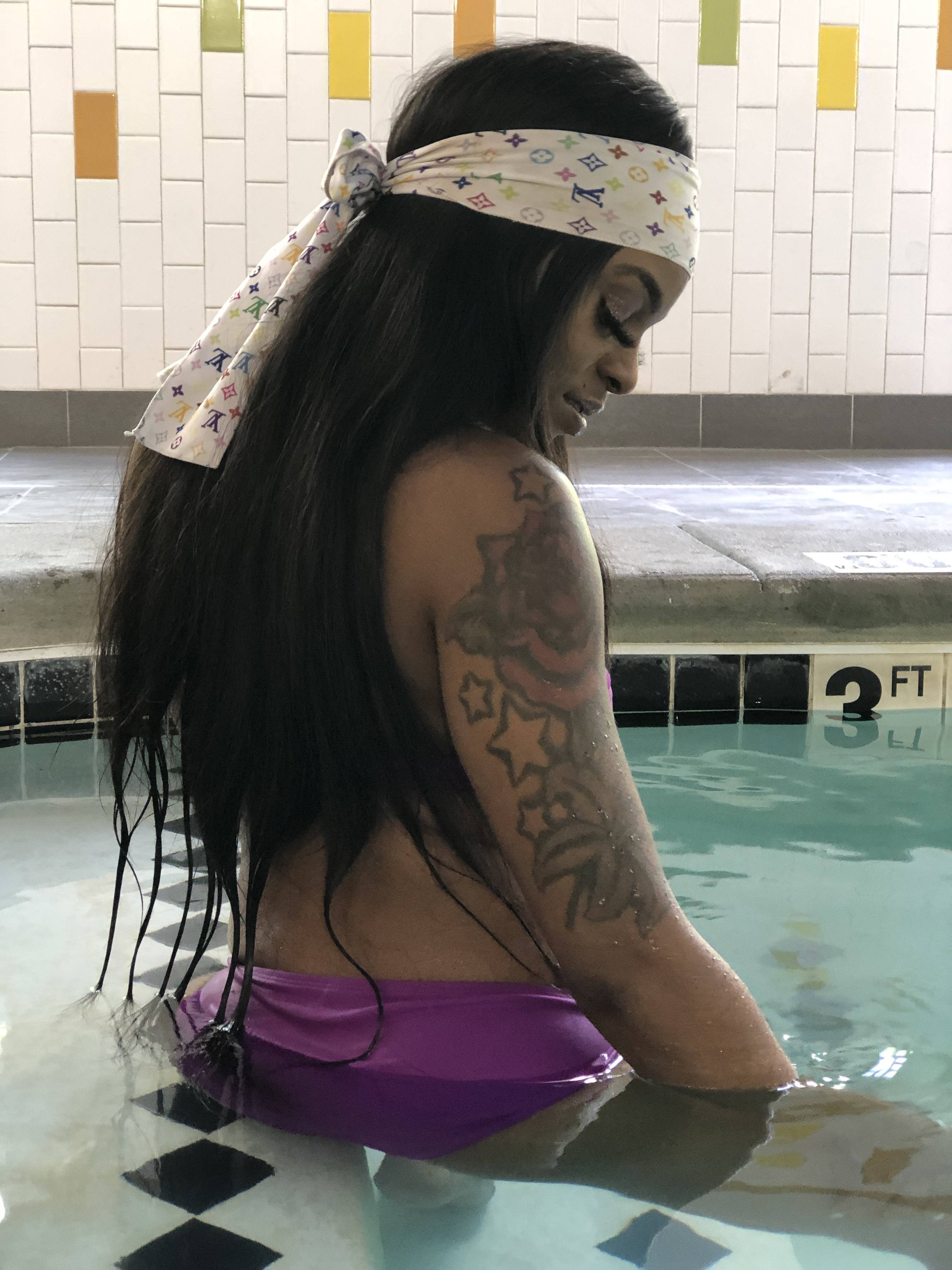 onlyfans Fiji Waters Savage profile photo. Fiji Waters Savage 8