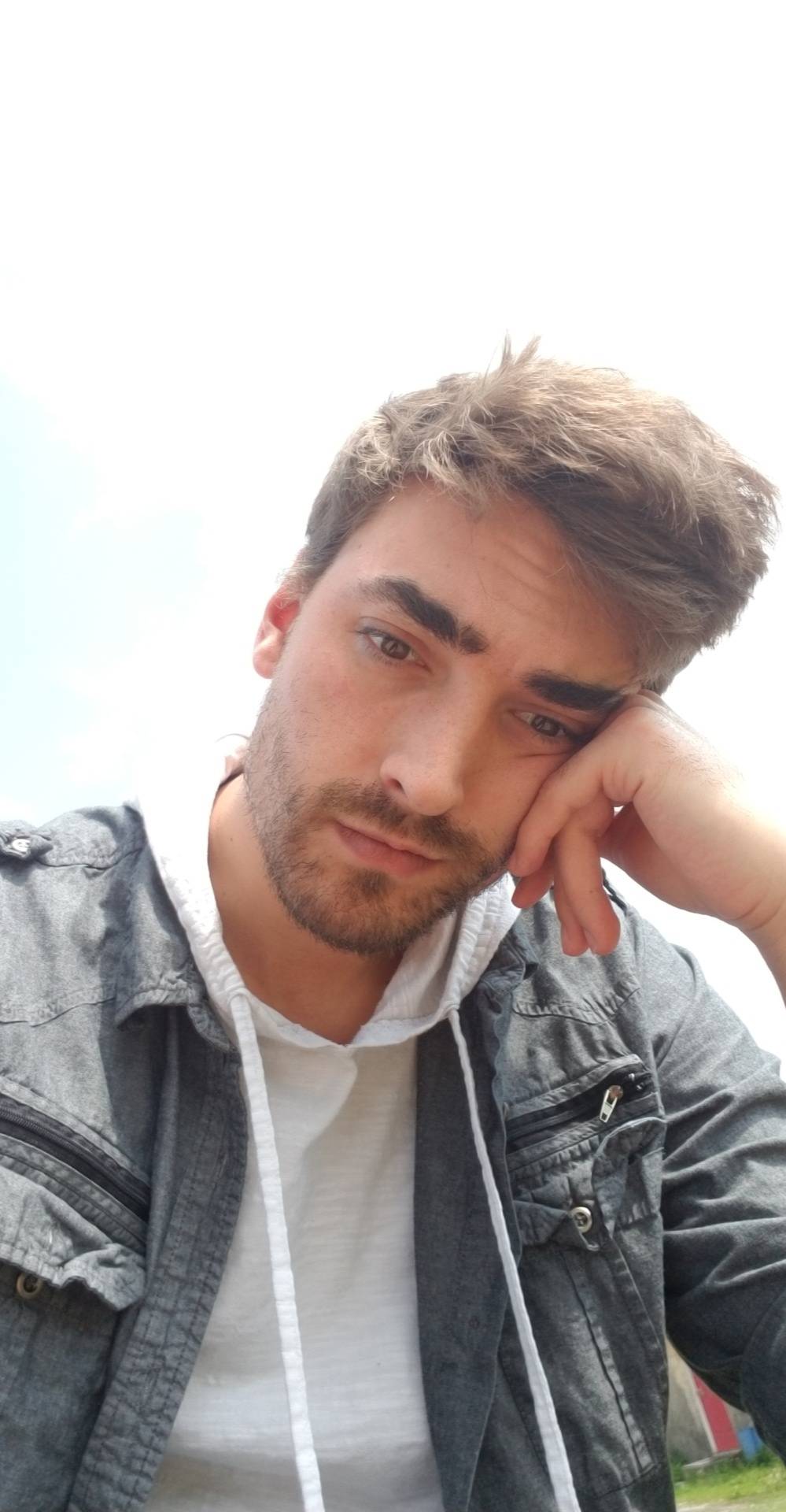 undefined Benjamin profile photo. Benjamin 8