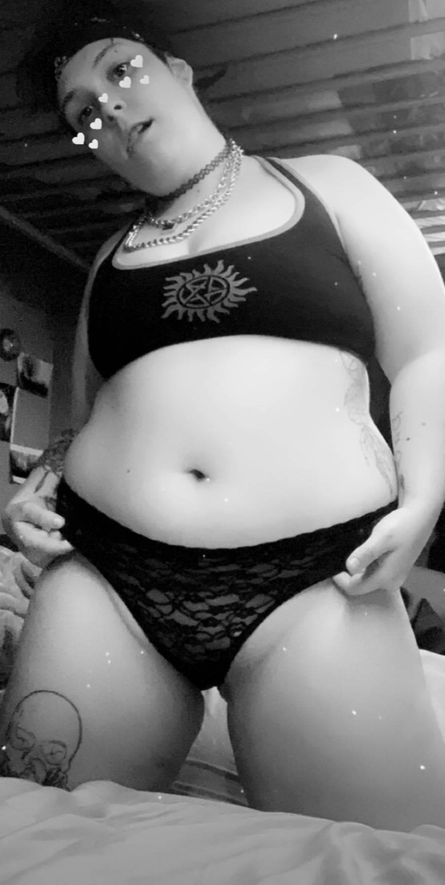 onlyfans Queen Kriss profile photo. Queen Kriss 15