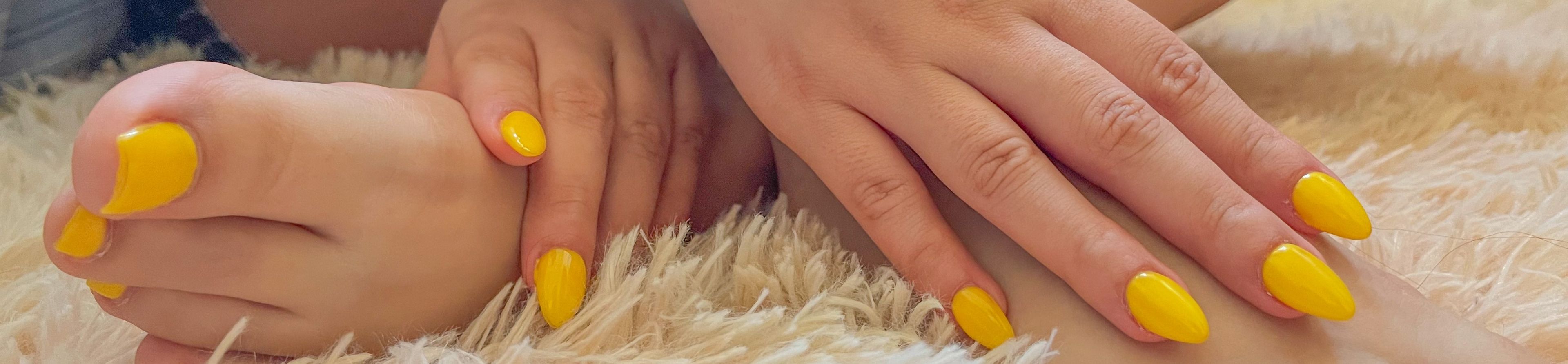 loverfans Penguin Feet profile banner  