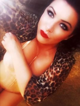 fancentro tarynthomas profile banner  