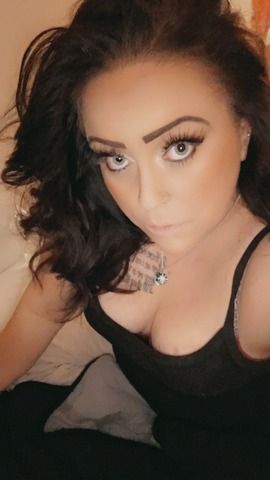 fancentro saradildeaux69 profile banner  