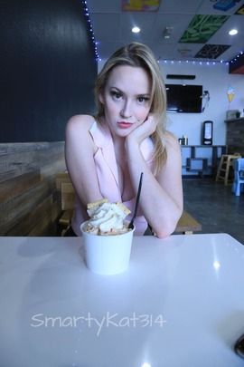 fancentro smartykat314 profile banner  