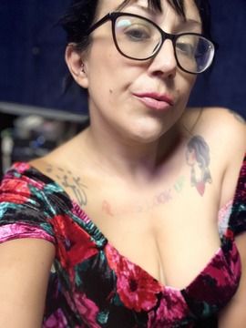 fancentro submit2mysquirt profile banner  