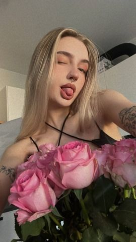 fancentro lanalourenc profile banner  