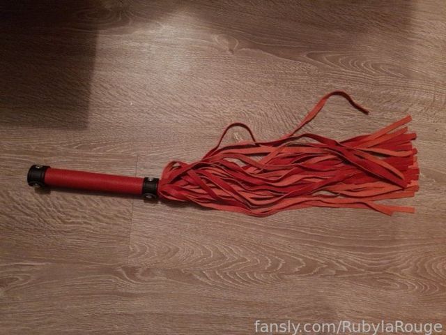 fansly Ruby la Rouge profile banner  