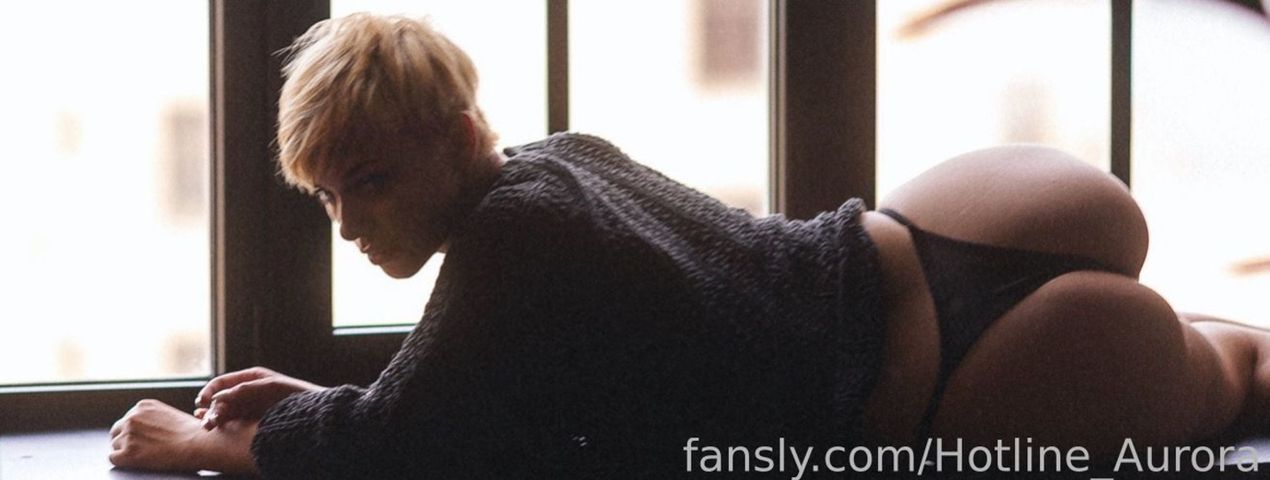 fansly ⭐Rora profile banner  