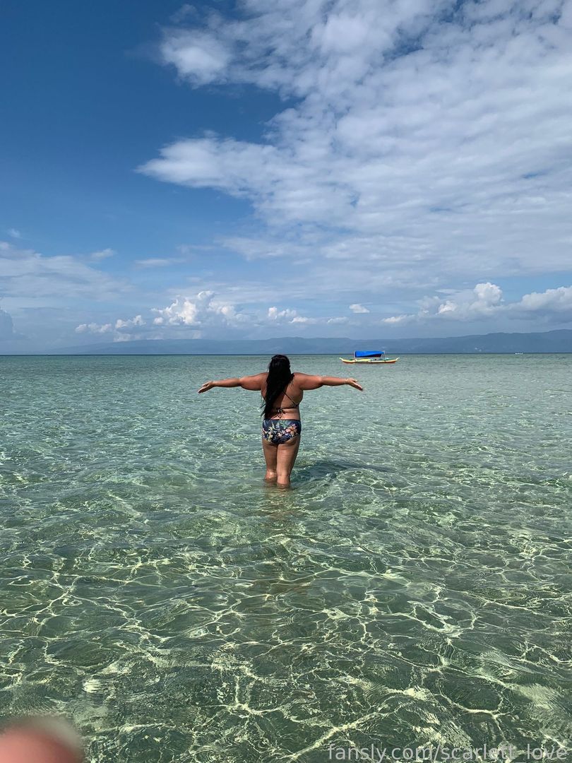 fansly Scarlett profile banner  