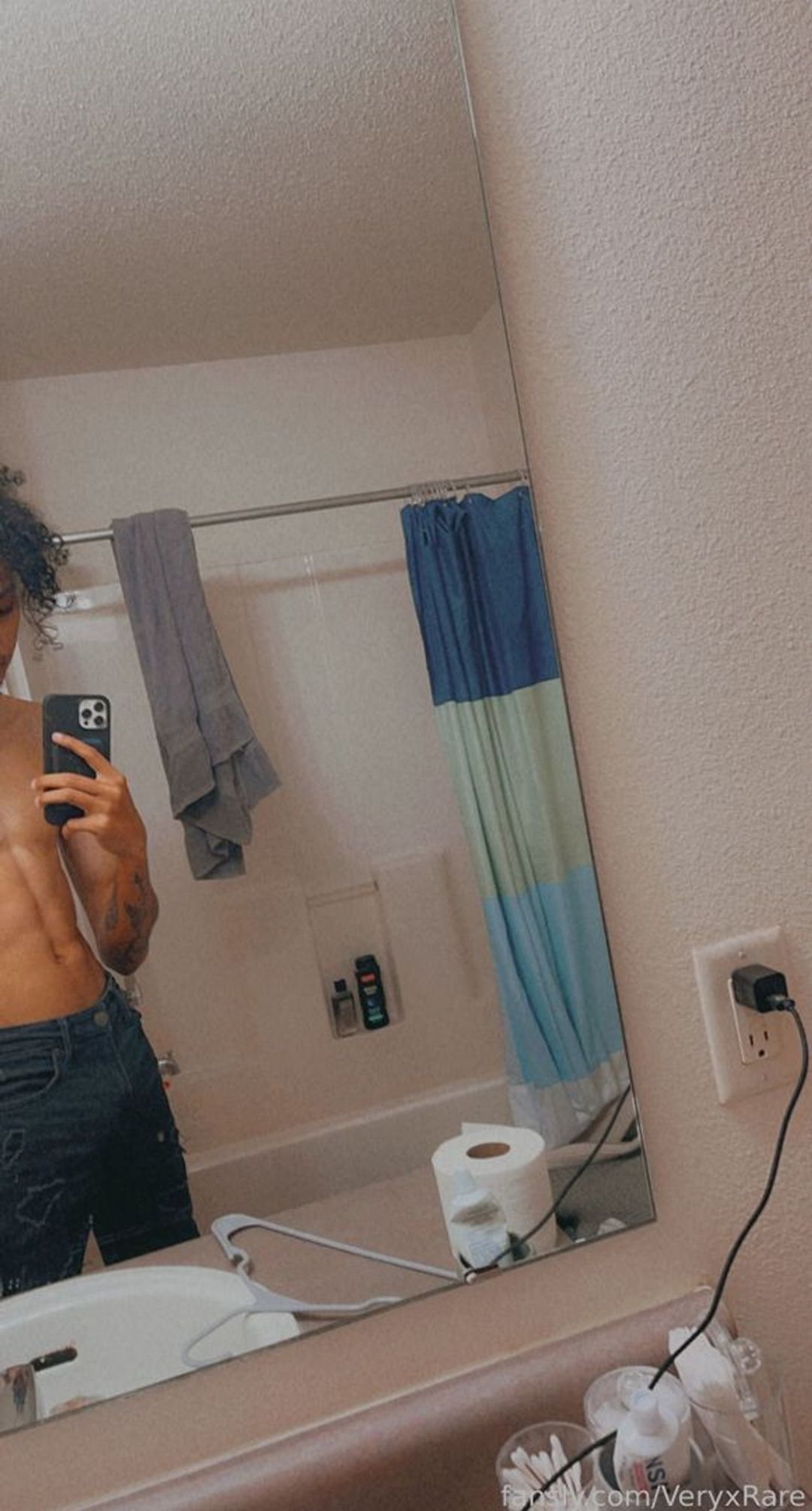 fansly SheLovesJayW profile banner