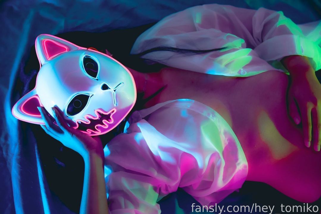 fansly Tomiko profile banner