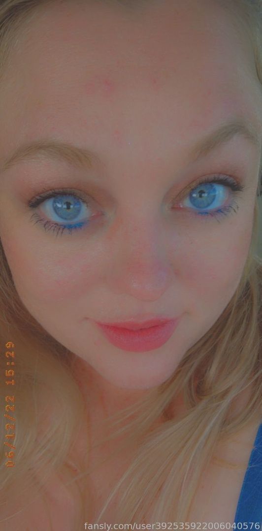fansly Kristell Cummings profile banner  