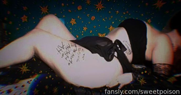 fansly Raven D'inferno  profile banner  