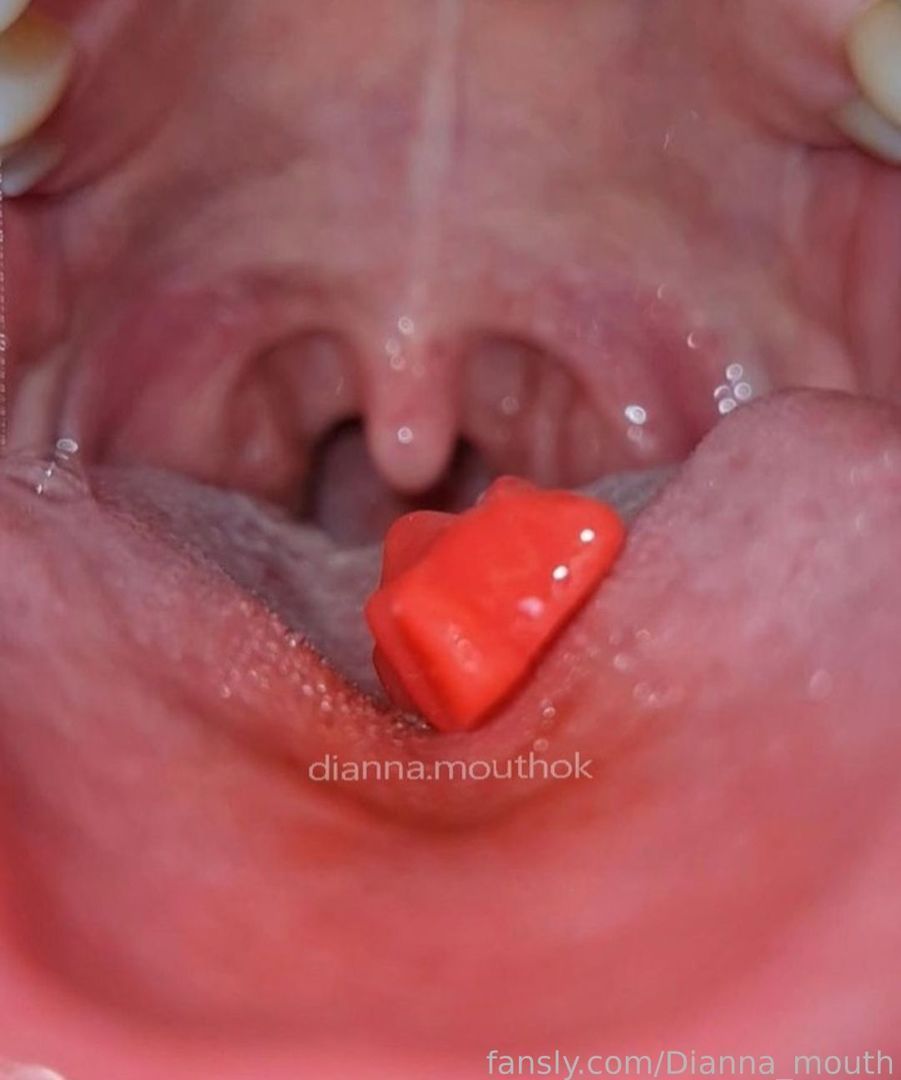 fansly Dianna_mouth profile banner  