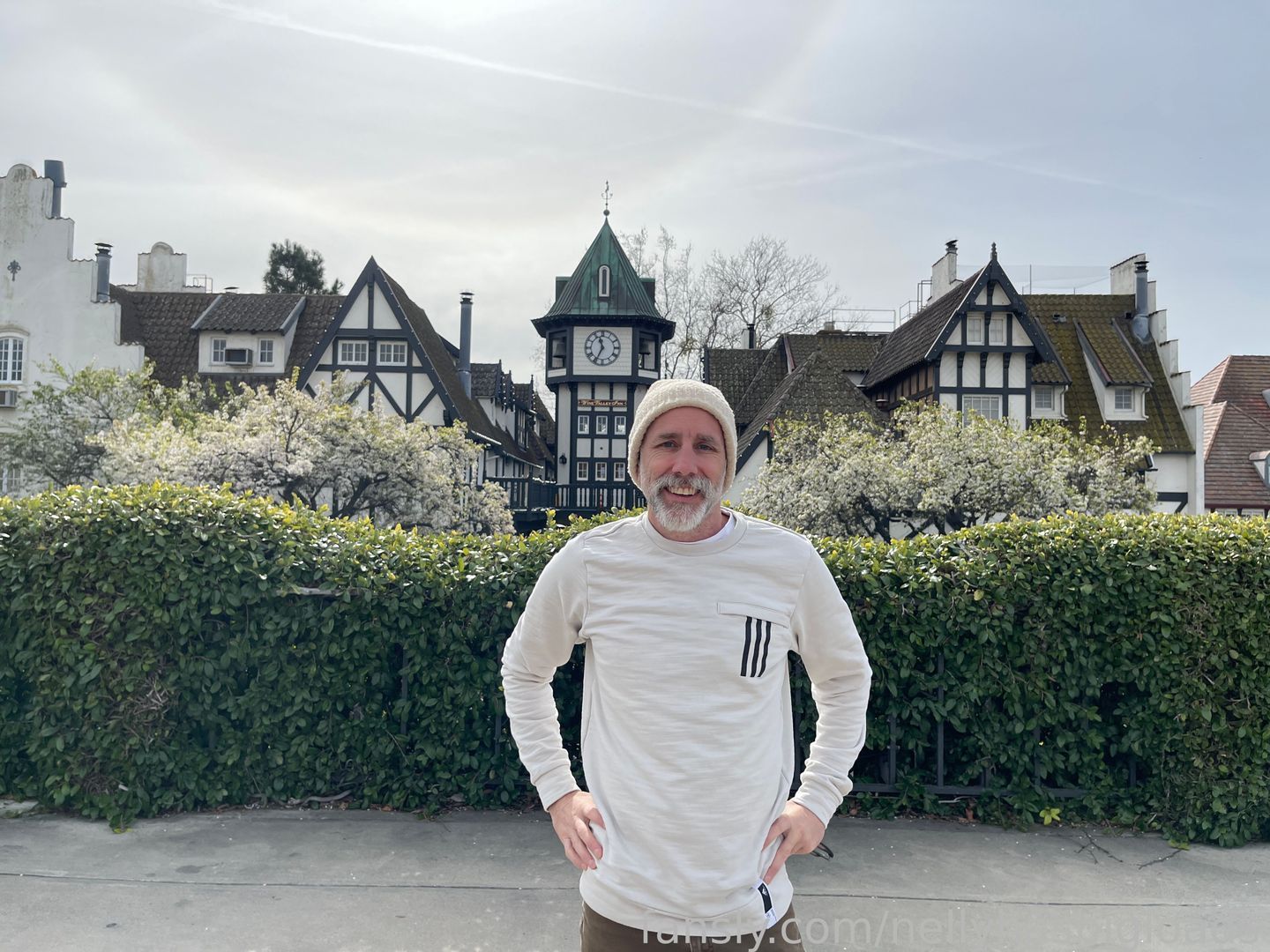 fansly nellyhasbigloads profile banner