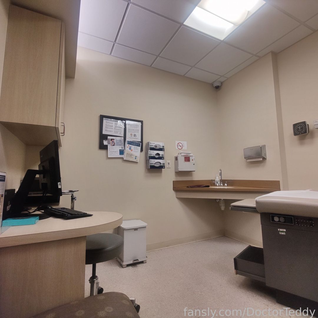 fansly Doctor Bailey profile banner  