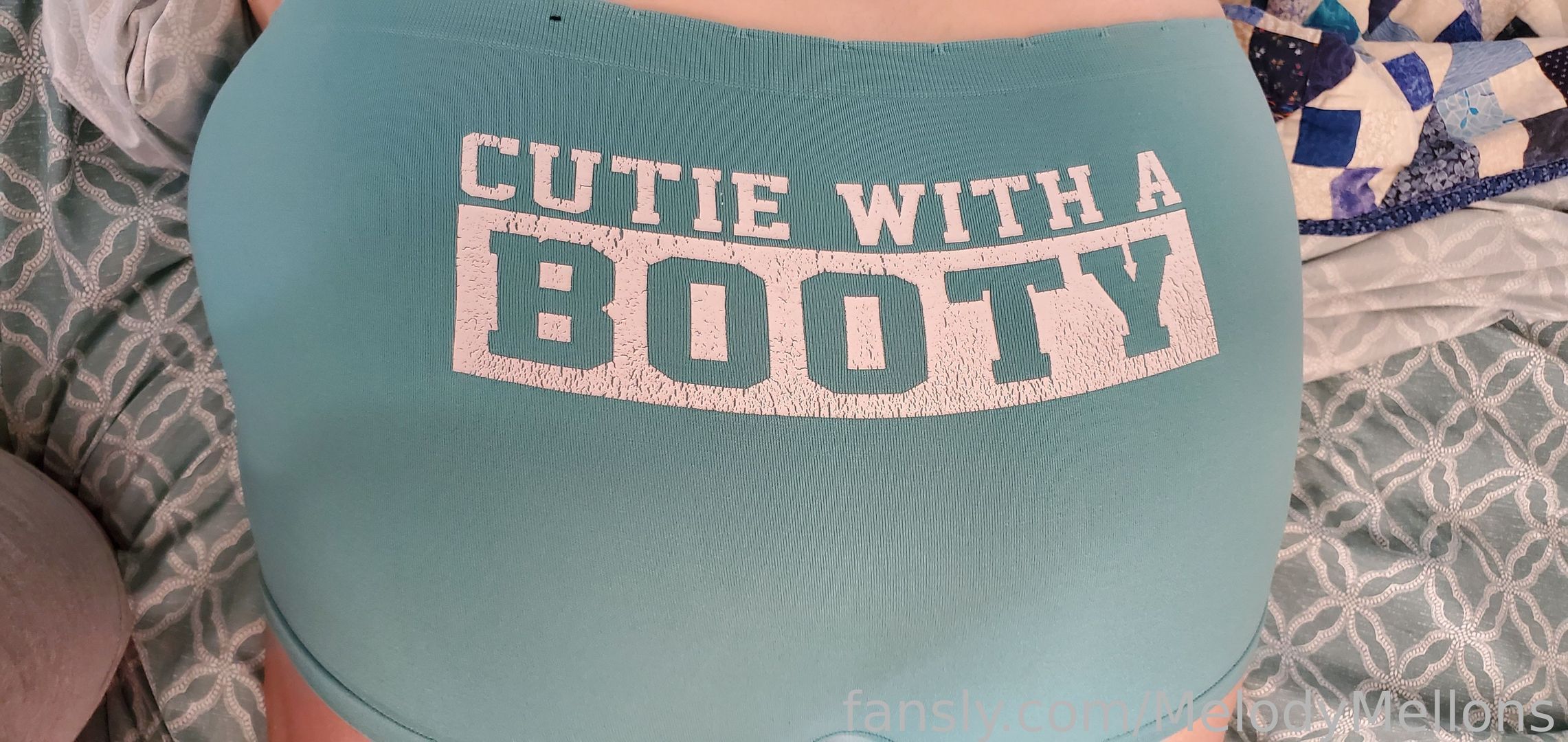 fansly Melody Mellons profile banner  