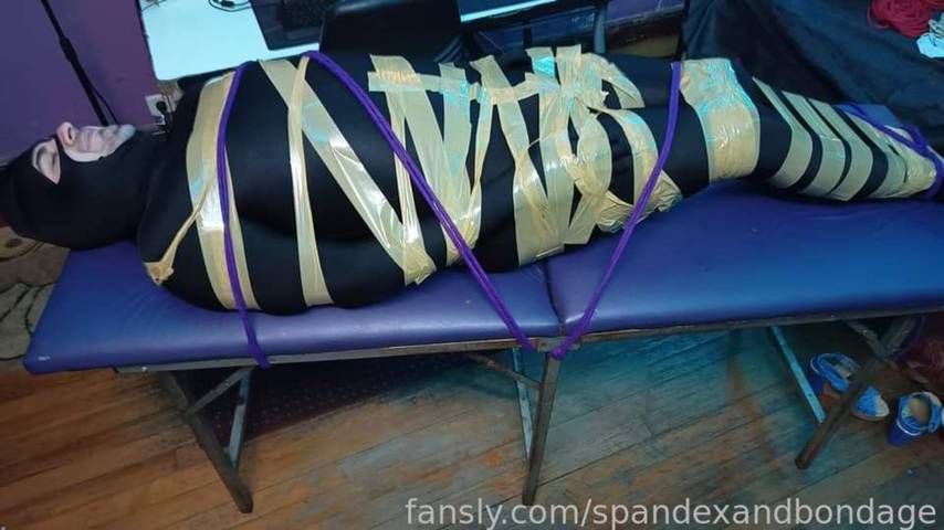 fansly spandexandbondage profile banner  
