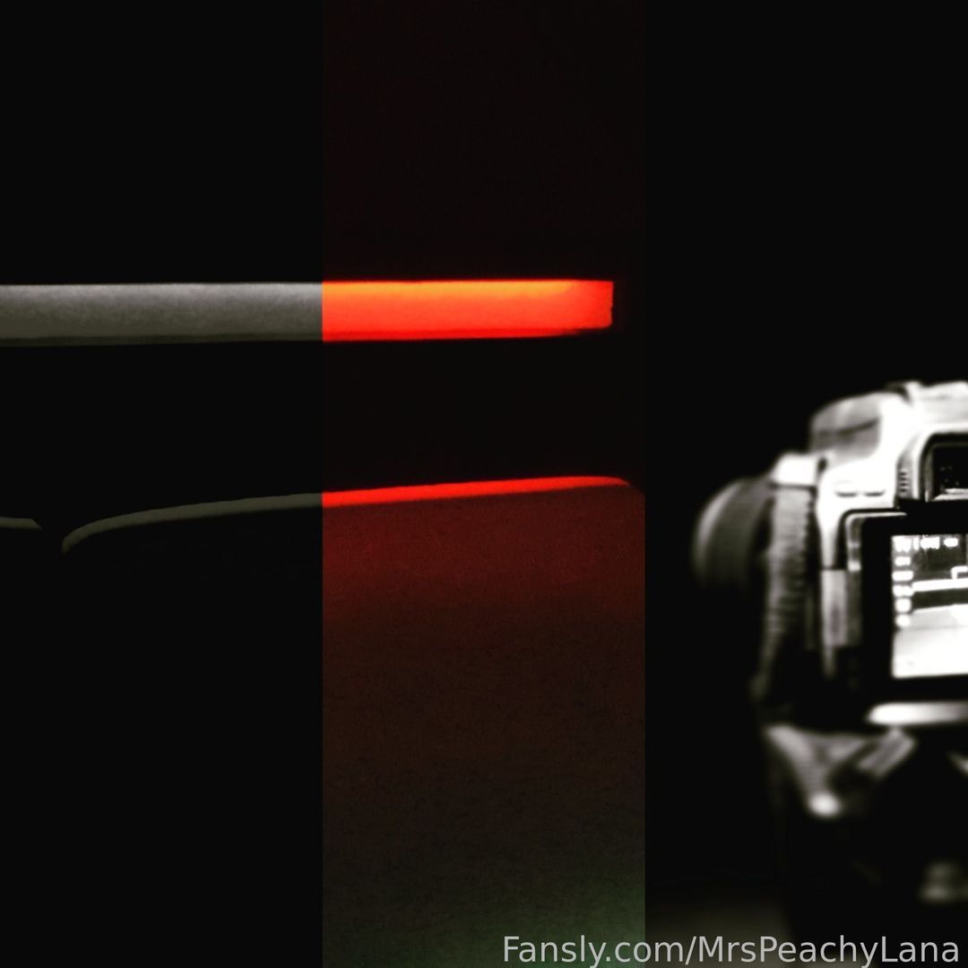 fansly Mrs. Peachy Lana profile banner