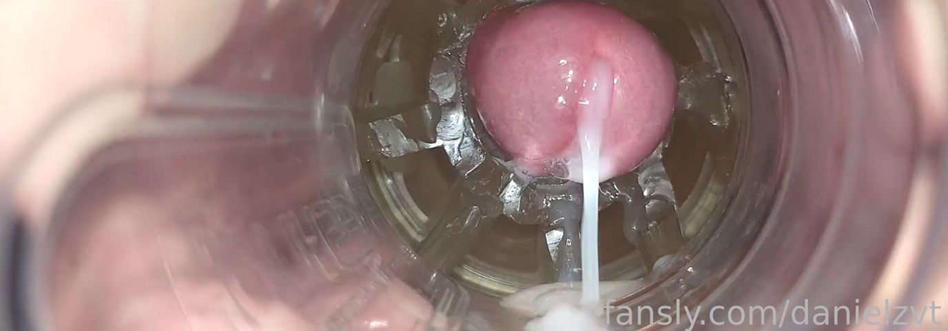 fansly danielzvt profile banner  