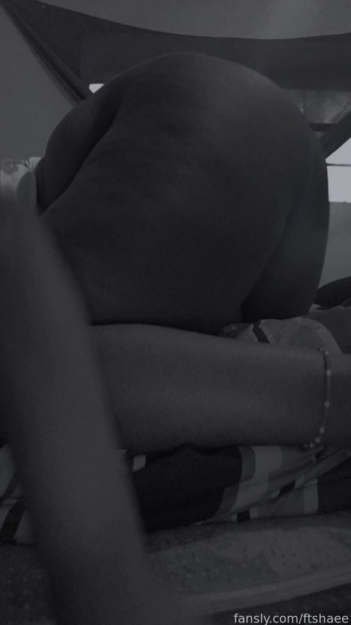 fansly Bigbootyshaee profile banner  