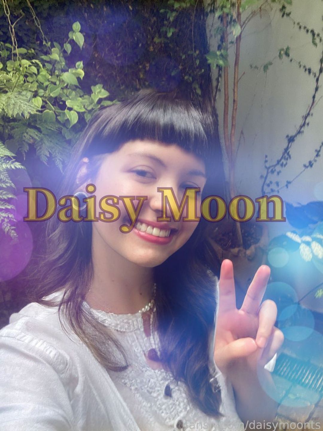 fansly Daisy Moon 🌙  profile banner  