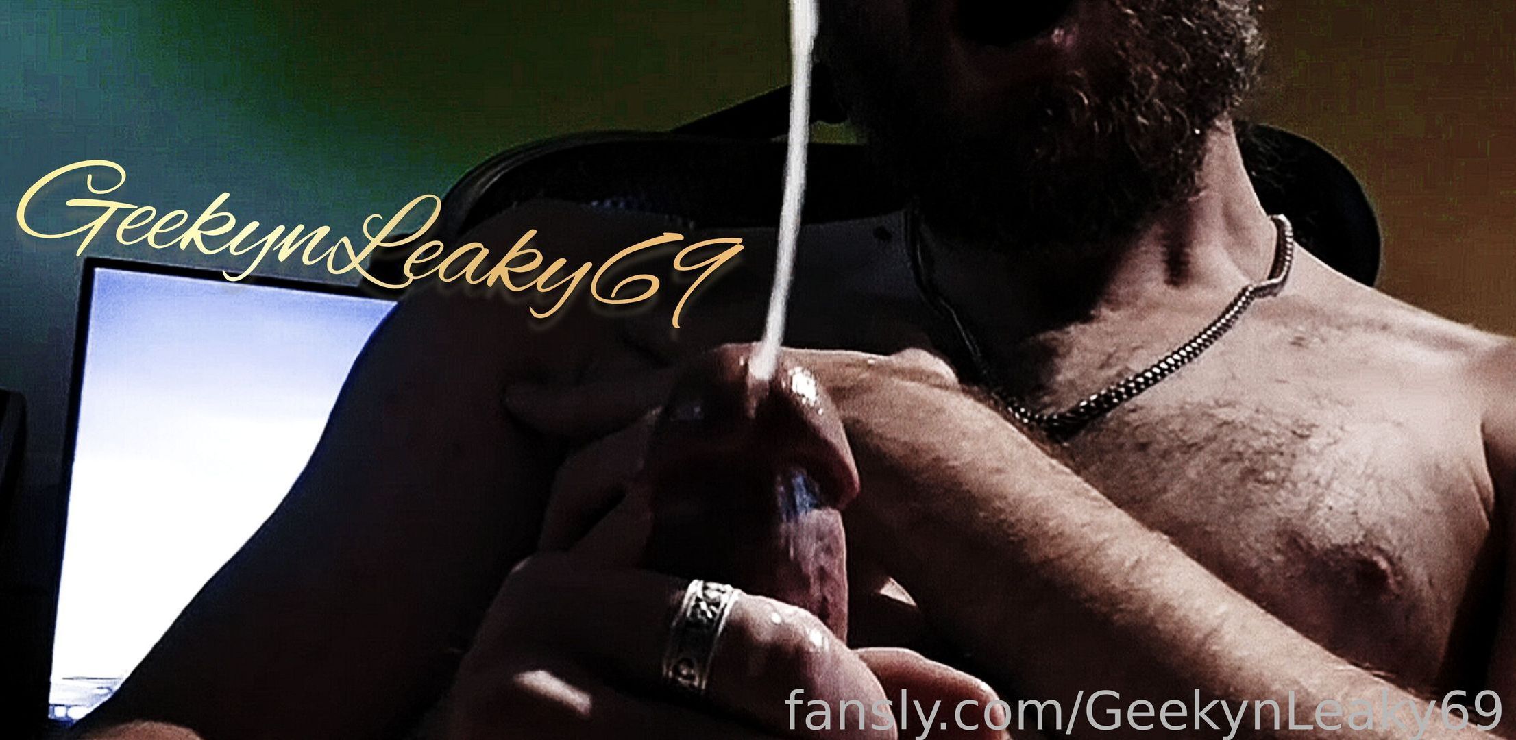 fansly GeekynLeaky69 profile banner  