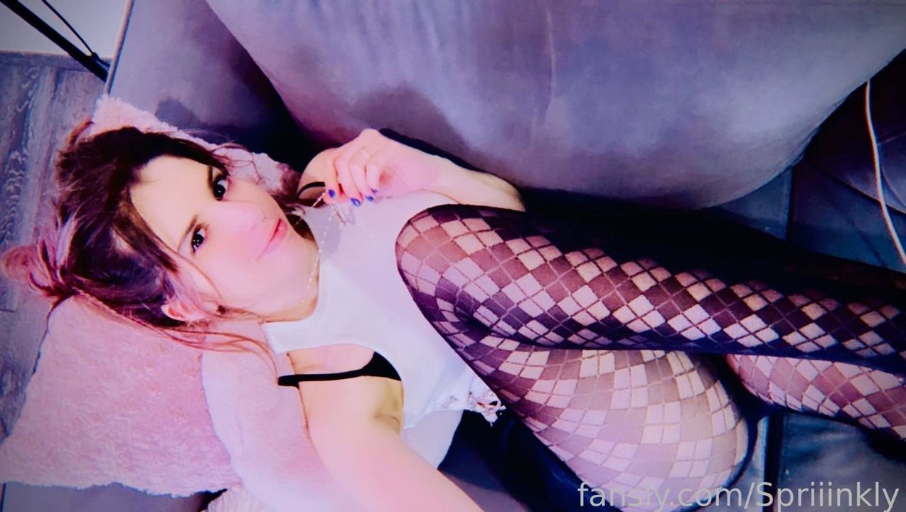 fansly Spriiinkly profile banner  