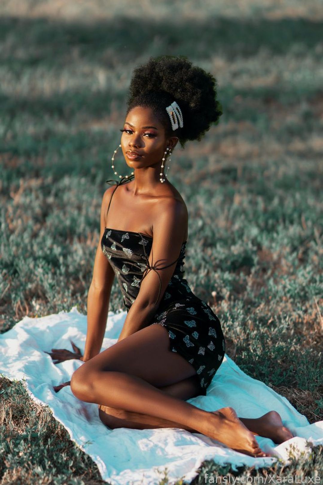 fansly XaraLuxe profile banner