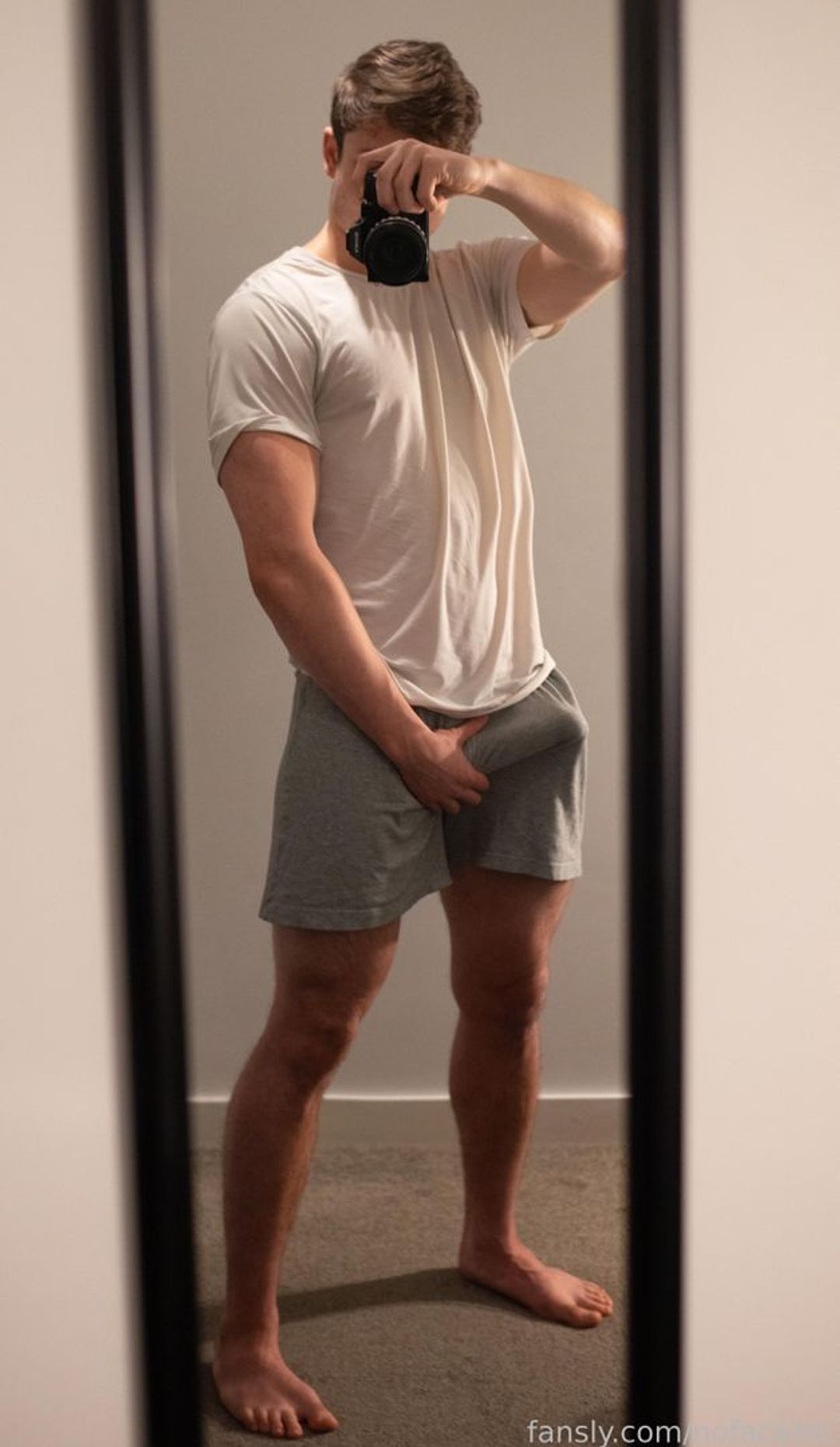 fansly nofacenic profile banner  