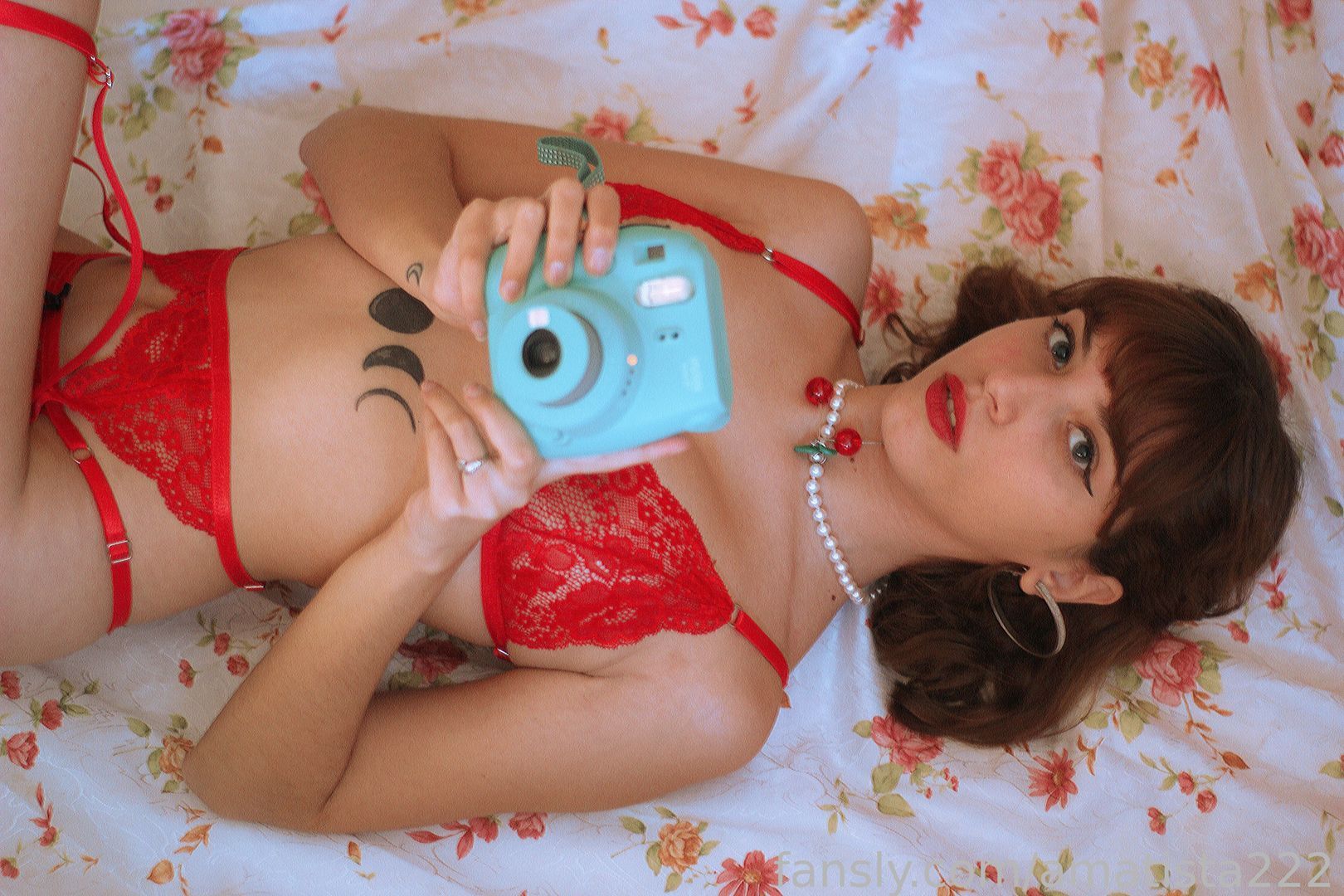 fansly Coraline profile banner  