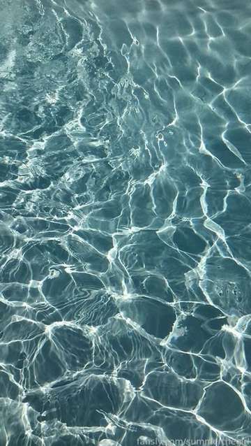 fansly Summerโ๏ธ profile banner