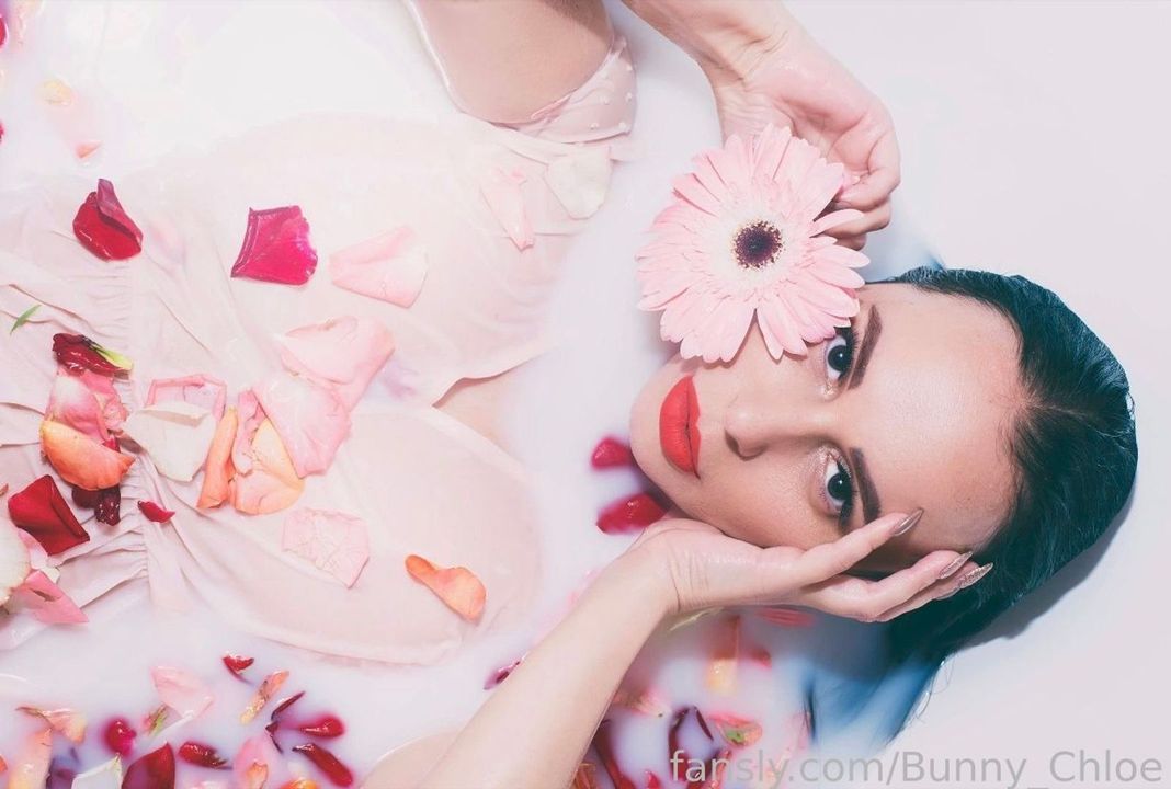 fansly Bunny_Chloe profile banner  