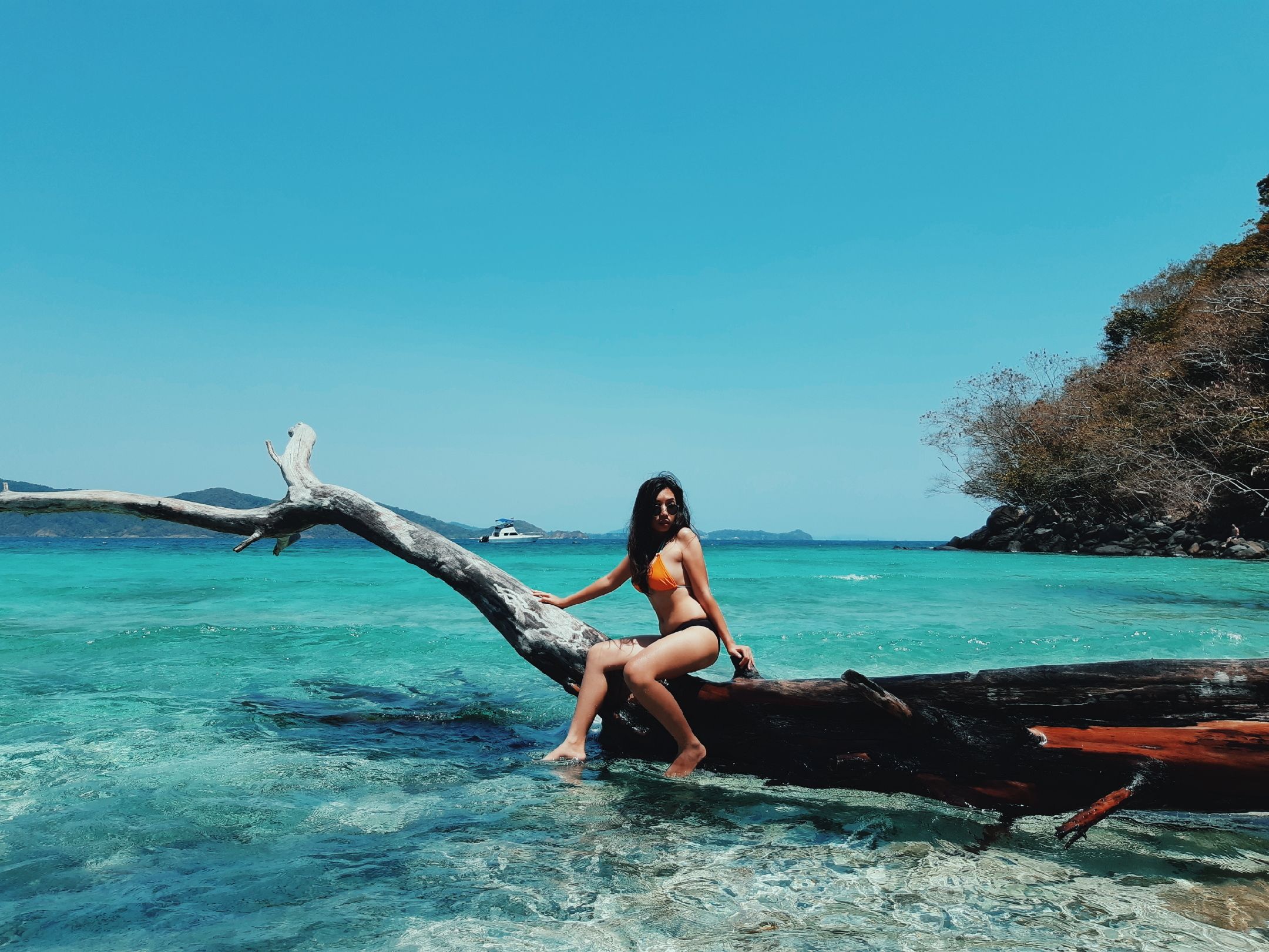 onlyfans I'M A NAUGHTY GIRL, Isn't it? profile banner  