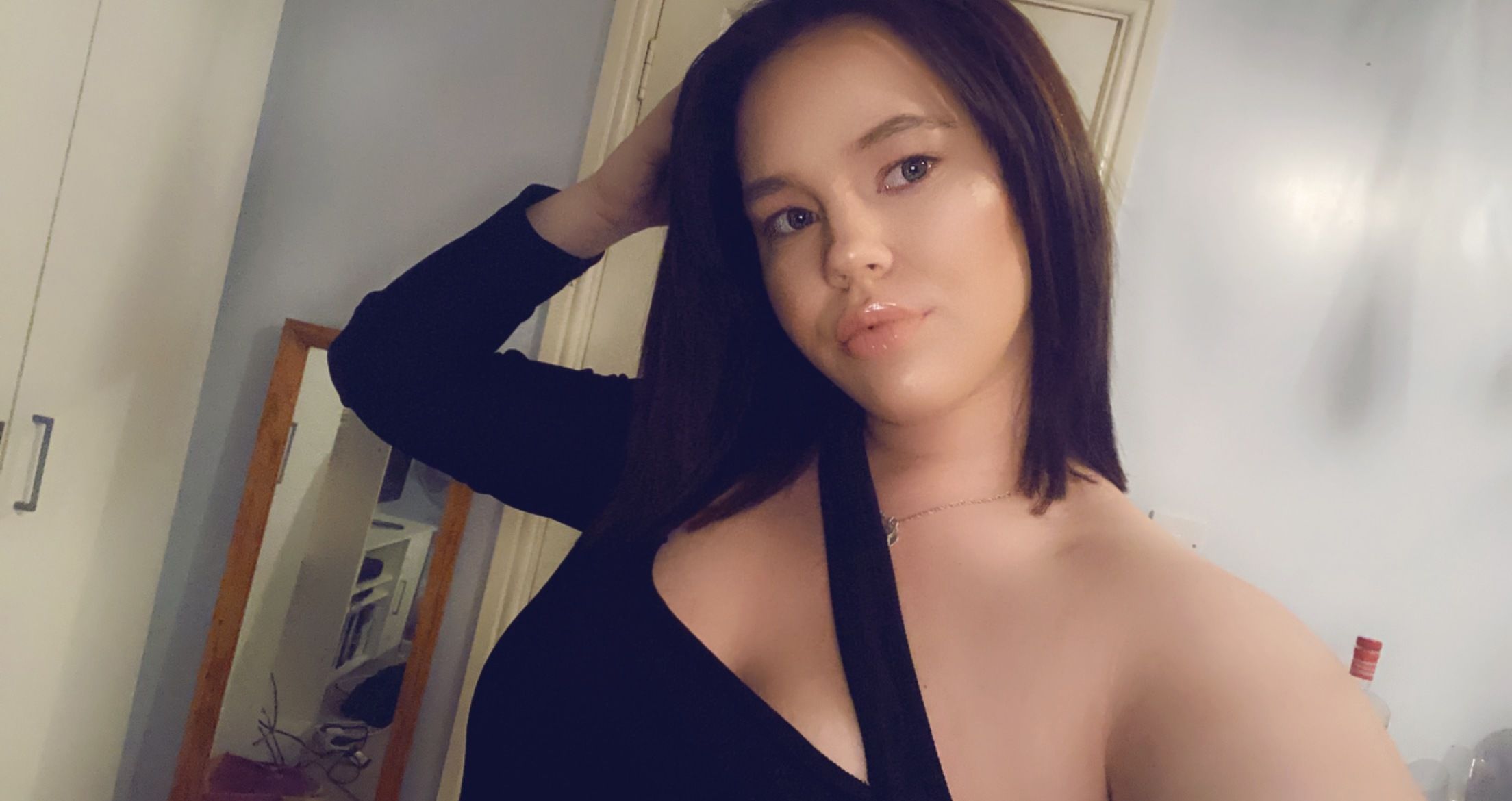 onlyfans Hannah Swire profile banner  