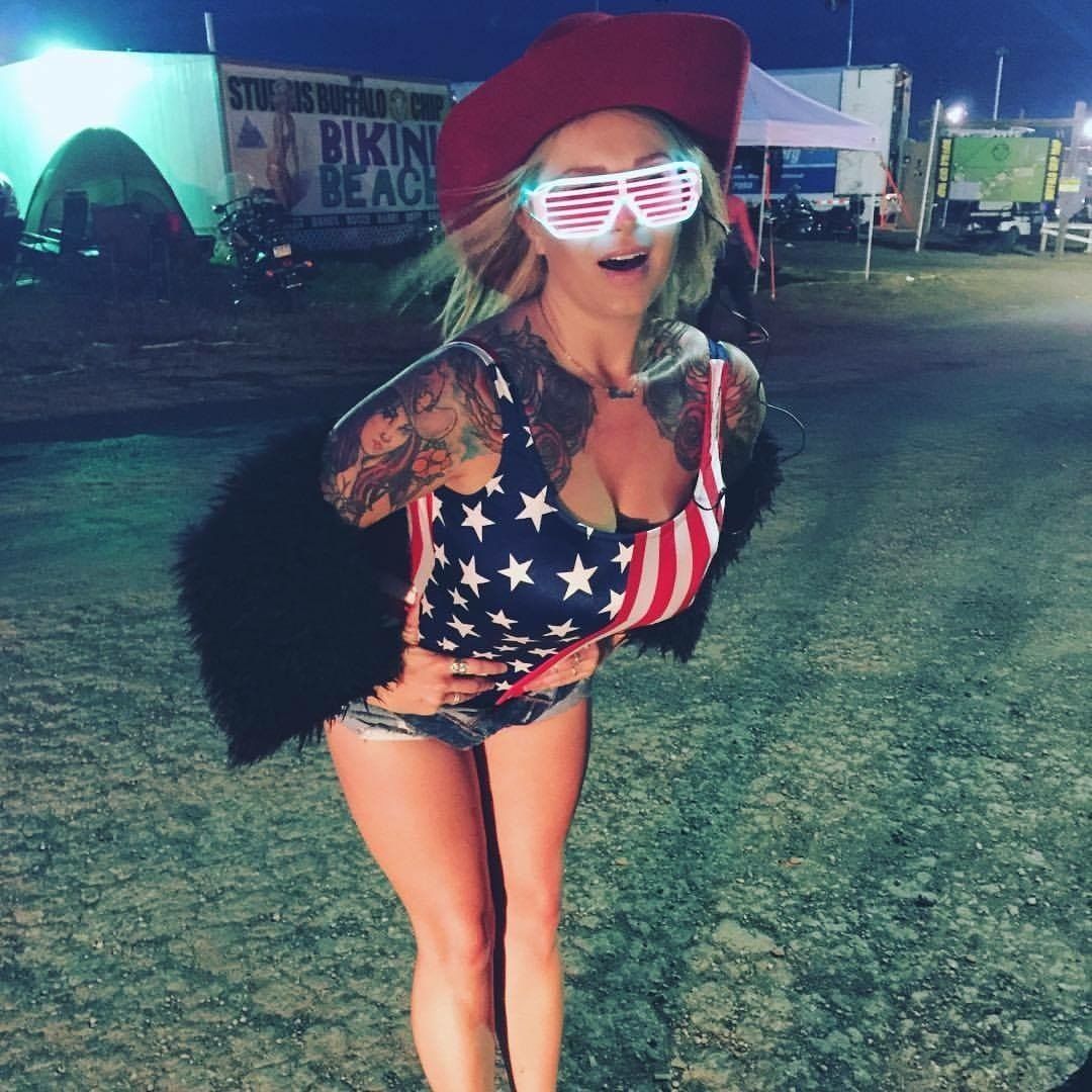 onlyfans Darci Carlson profile banner  