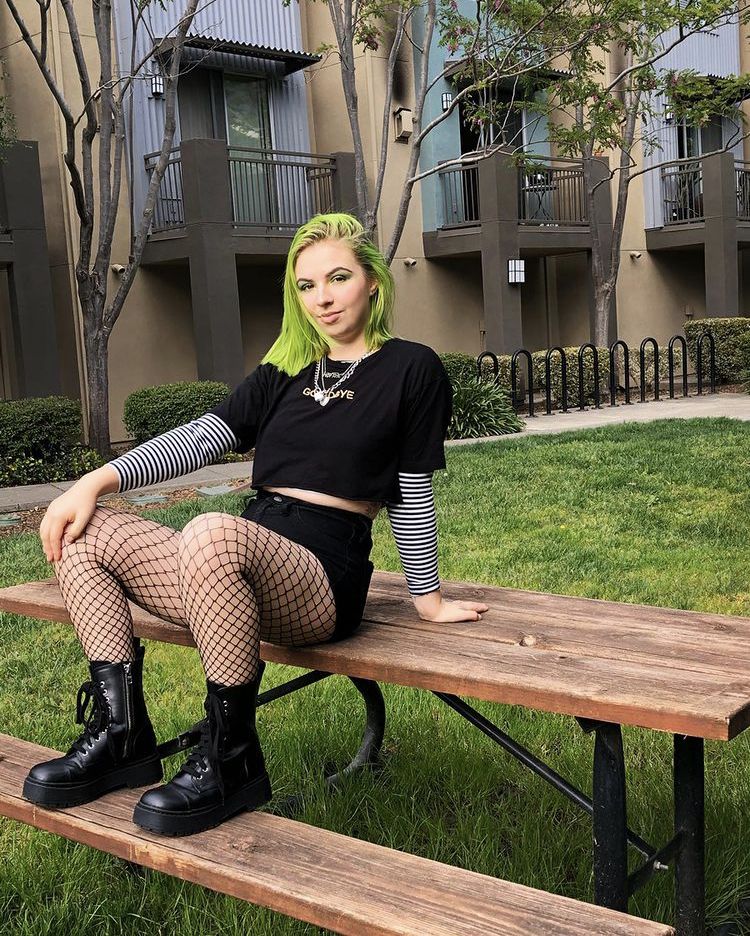 onlyfans MissKillerQueen profile banner  